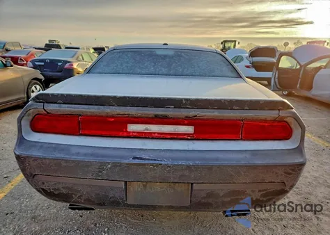 2013 Dodge Challenger Sxt from USA, damaged, VIN 2C3CDYAG3DH553775